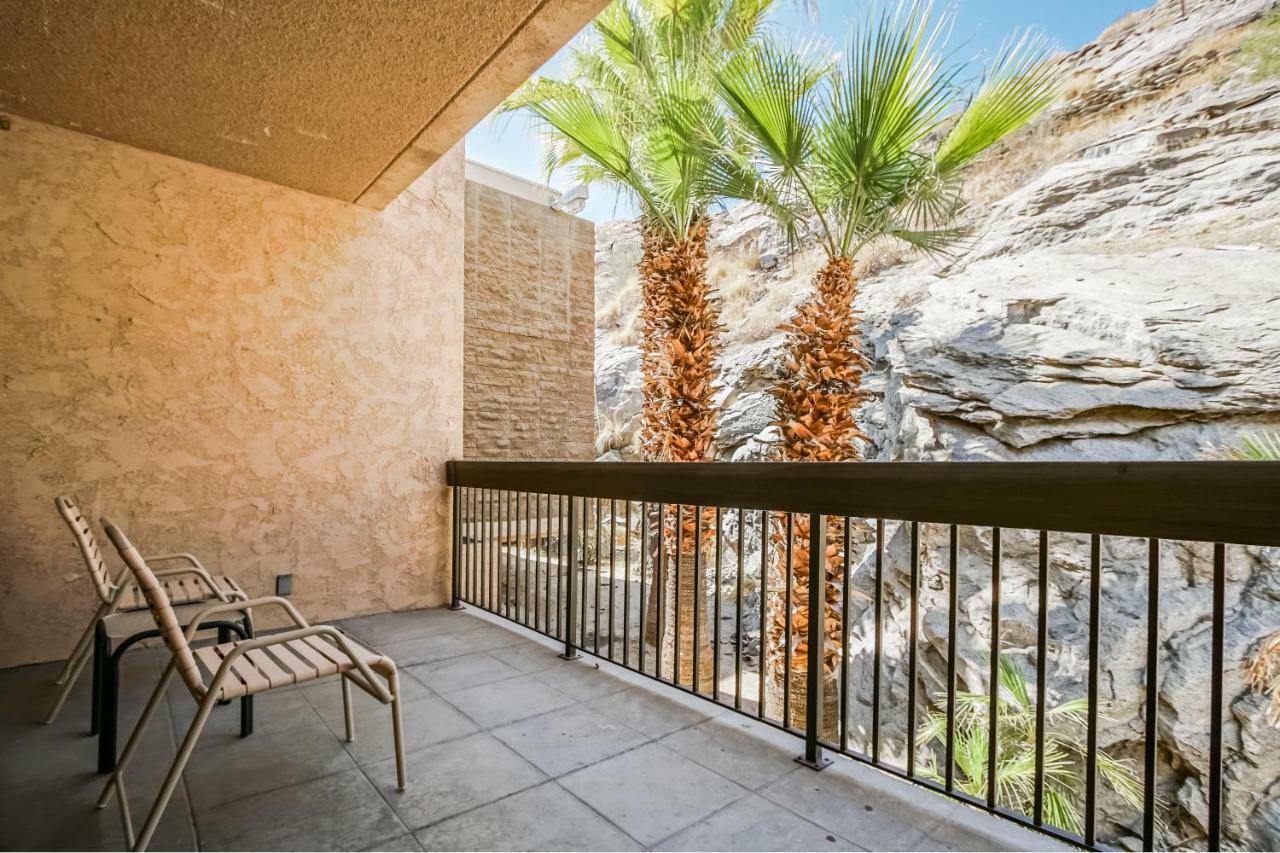 Palm Springs Tennis Club Екстериор снимка