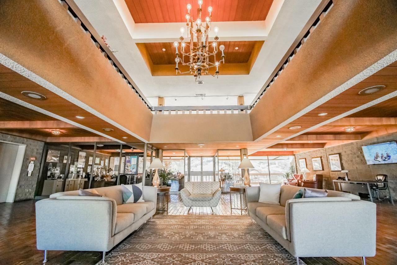 Palm Springs Tennis Club Екстериор снимка